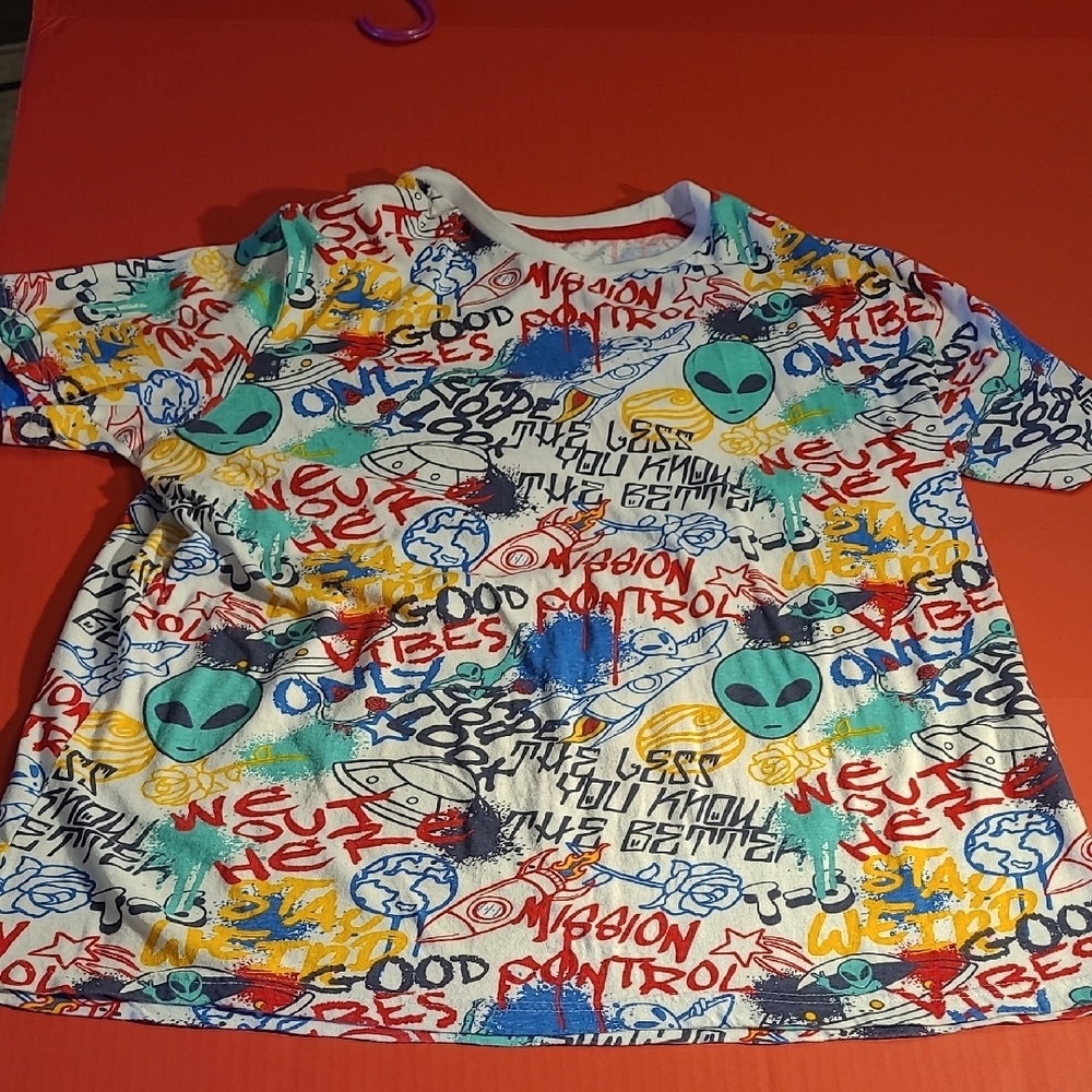 Alien Graphic T-Shirt By Eighty 8  Brand